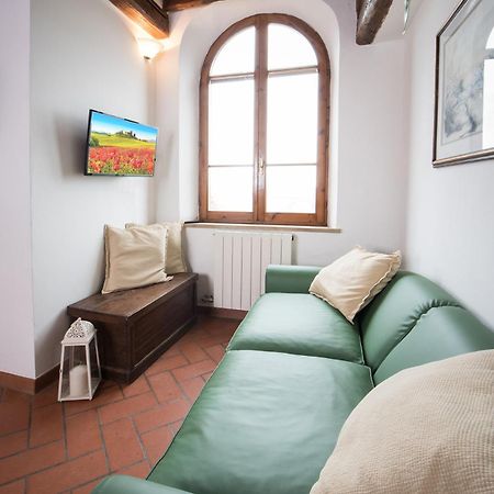 Sweet Home, La Casa Del Piccolo Borgo Lano Luaran gambar